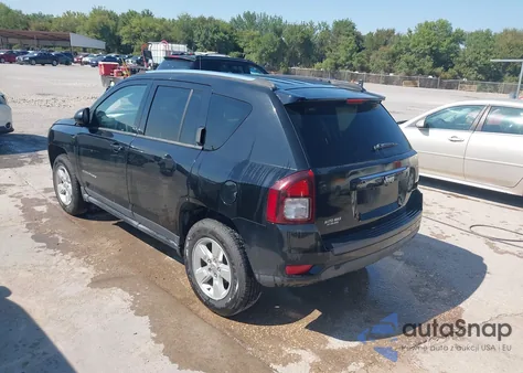 2015 Jeep Compass Sport z USA, uszkodzony, nr VIN 1C4NJCBA7FD250248